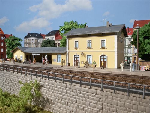 Auhagen 11369 Plottenstein Station, H0