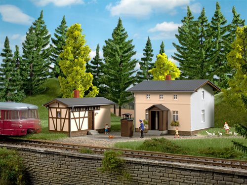 Auhagen 11457 Railway guard's house with annex, H0