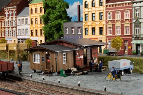 Auhagen 11465 Fuel Shop H0