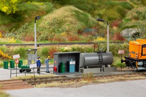 Auhagen 11469 Branch line locomotive tank plant, H0