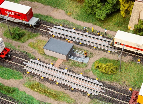 Faller 120320 Track Brakes, 2 pcs and Small House, H0