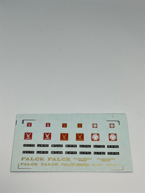 DMC Decals DP112-130 Falck old black/white ambulances 1:43