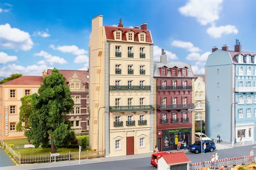 Faller 130712 Townhouse, six-storey, Ep III, H0
