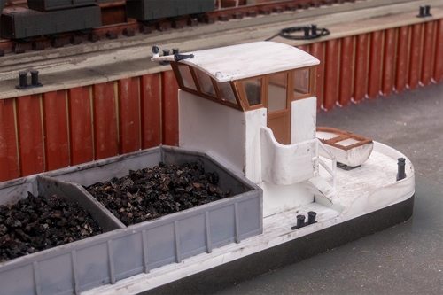 Faller 131018 River barge, H0