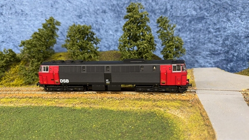 McK 5313DCS DSB MZ 1404, Red/Black, DC SOUND