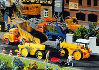 Faller 180684 Motorized Road Roller, H0