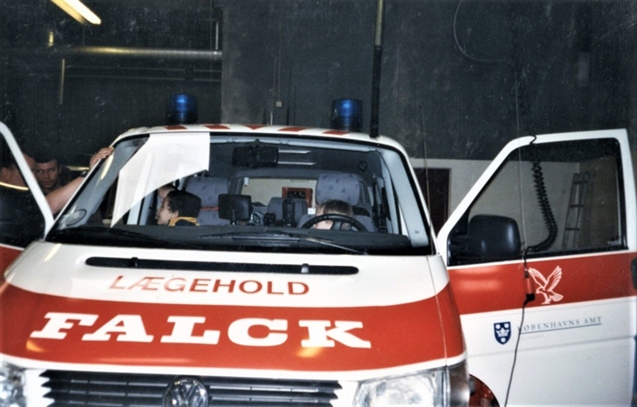 DMC Decals FB010 Doctor ambulance, 1/87
