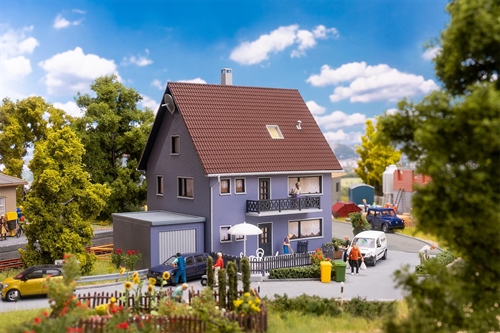 Faller 191837 Two-Family House, H0
