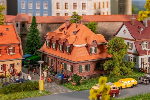 Faller 232163 Garden Village Village House, Ep III, N Gauge