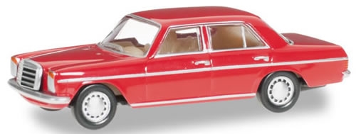 Herpa 024785-003 Mercedes 240 D/8, red, H0