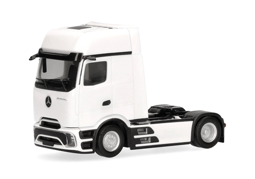 Herpa 318365 Mercedes-Benz Actros L ProCabin Gigaspace tractor, white, H0