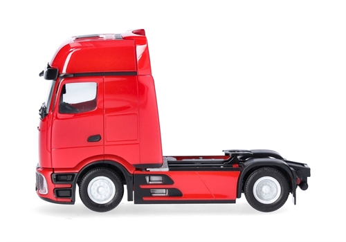 Herpa 318372 Mercedes-Benz Actros L ProCabin Gigaspace tractor, red, H0