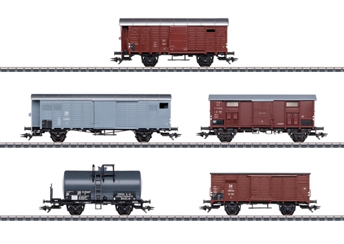 Märklin 46575 Freight car set for Ae 6/8