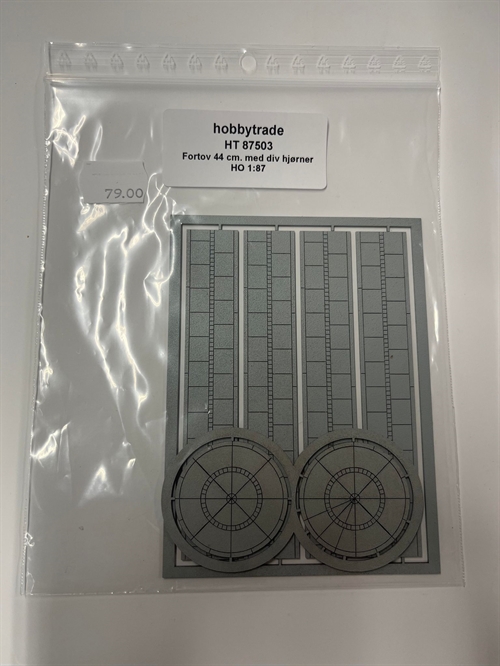 Hobbytrade 87503 Sidewalk, 44 cm with various corners, H0