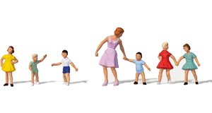 Merten 0212591 In Kindergarten, Seven Figures, H0