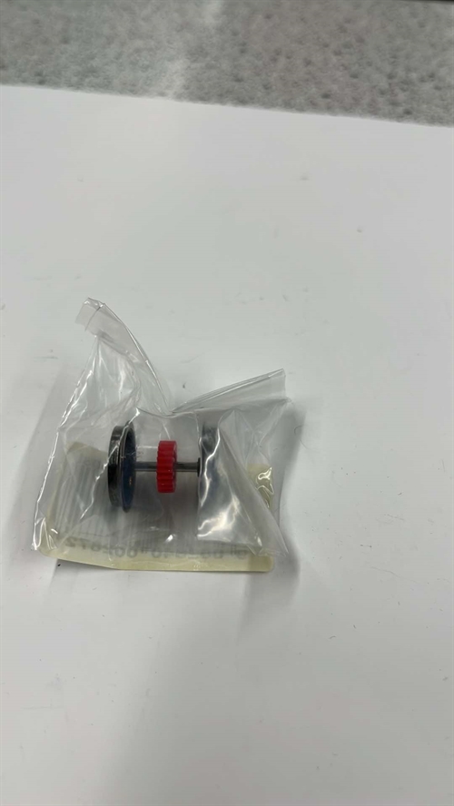 Roco 100287 Axle with Gears – Optimize your Model Railroad