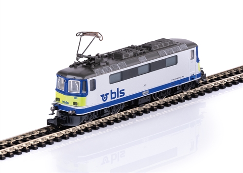 Minitrix 16884 Electric locomotive Re 420, BLS, with sound and driver's cab lighting, Gauge N