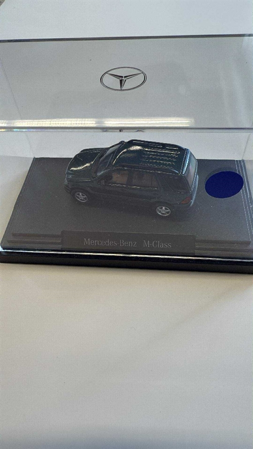 Herpa B66005641 Mercedes Benz M-class, Dark green, H0