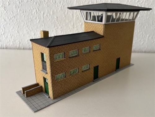 Hobbytrade 87264 Command Post inspired by Helsingør and others. YELLOW STONE