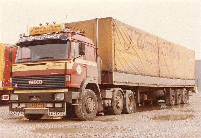 DMC Decals 50-068 J. W. Nielsen, refrigerated van