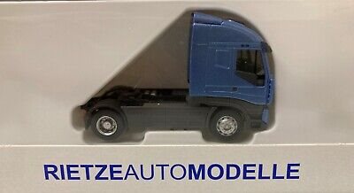 Rietze 60800 Iveco Stralis sort, H0