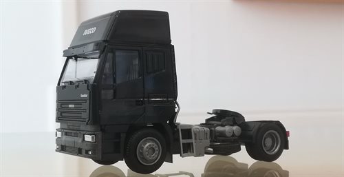 AWM 5939.01 Iveco Eurostar HD black 