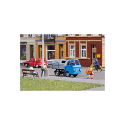 Auhagen 41645 Multicar M22 with waste container, H0