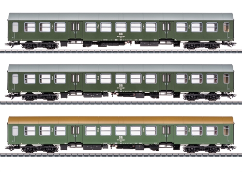 Märklin 42580 Halberstadt middle entrance car set, DR