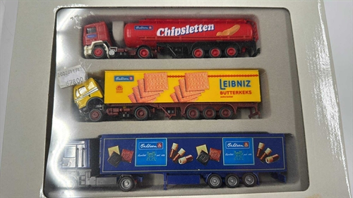 Albedo 5555 Set of three Ballsen trucks, H0