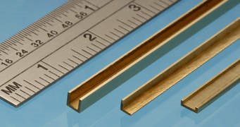 Albion Alloys CC1 C profil, messing, 1 x 1,5 x 1 mm, 305 mm lang, 1 stk pr. pakke