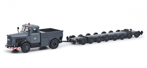 Schuco 57600 Kaelble KV 632 with Culemeyer heavy transport trailer for freight cars, H0